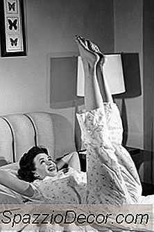 Cómo Dar Forma A Los Abdominales En La Cama Para Mujeres