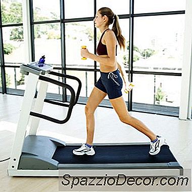 Sådan Arbejder Du Med Triceps På En Tredemølle