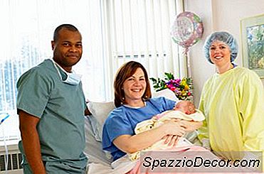 Parteiras Vs. Obstetras