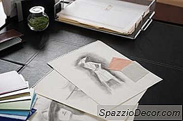 Assistente Pessoal De Trabalho Para Designers De Moda