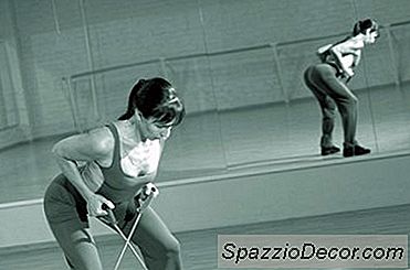 Rotinas De Treino De Corpo Total Rápido Com Bandas
