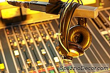 Descrição Do Trabalho Do Diretor Do Tráfego De Rádio