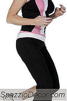 Esecuzione Vs. Jumping Rope For A Slimmer Waist