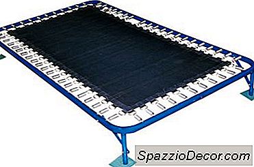 Bir Trambolinle Bilek Ağırlıklarını Kullanmalı Mıyım?