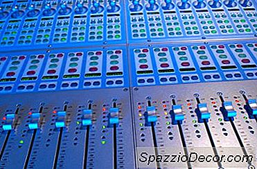 Sound Engineer Kvalifikationer