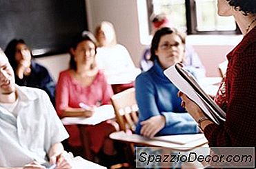 Predarea Locurilor De Muncă În Asistență Medicală