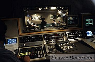 Supervisor De Design Cênica De Televisão Descrição Do Trabalho E Qualificações