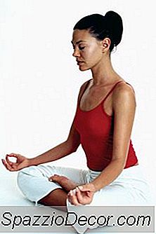Yoga Therapeutic Untuk Back & Sciatica Yang Lebih Rendah