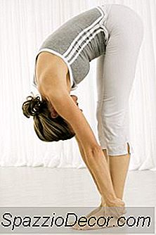 Wat Zijn De Voordelen Van De Zonnegroet In Yoga?