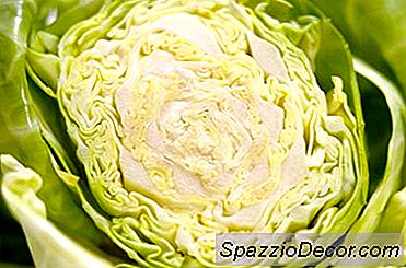 発酵食品としてのザウアークラウトの健康上の利点は何ですか？