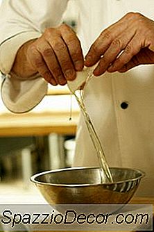 ¿Qué Alimentos Tienen Poco Carbohidratos Y Grasas?