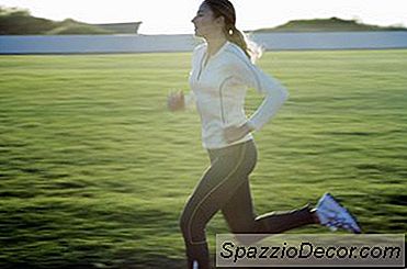 Hızlı Kilo Vermenize Yardımcı Olan Nedir: Koşu Veya Ağırlıklar?