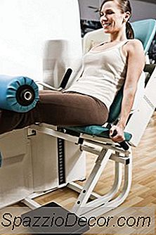 Mesin Apa Yang Seharusnya Wanita Gunakan Di Gym?
