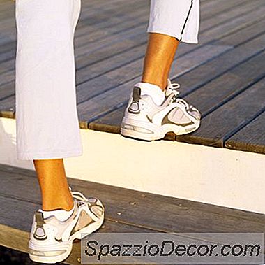 Quali Muscoli Sono Responsabili Per Camminare Di Sopra?