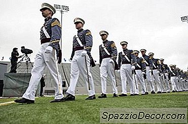 Hvorfor Er Det Viktig For En Soldat Å Være På Gang I Us Army?